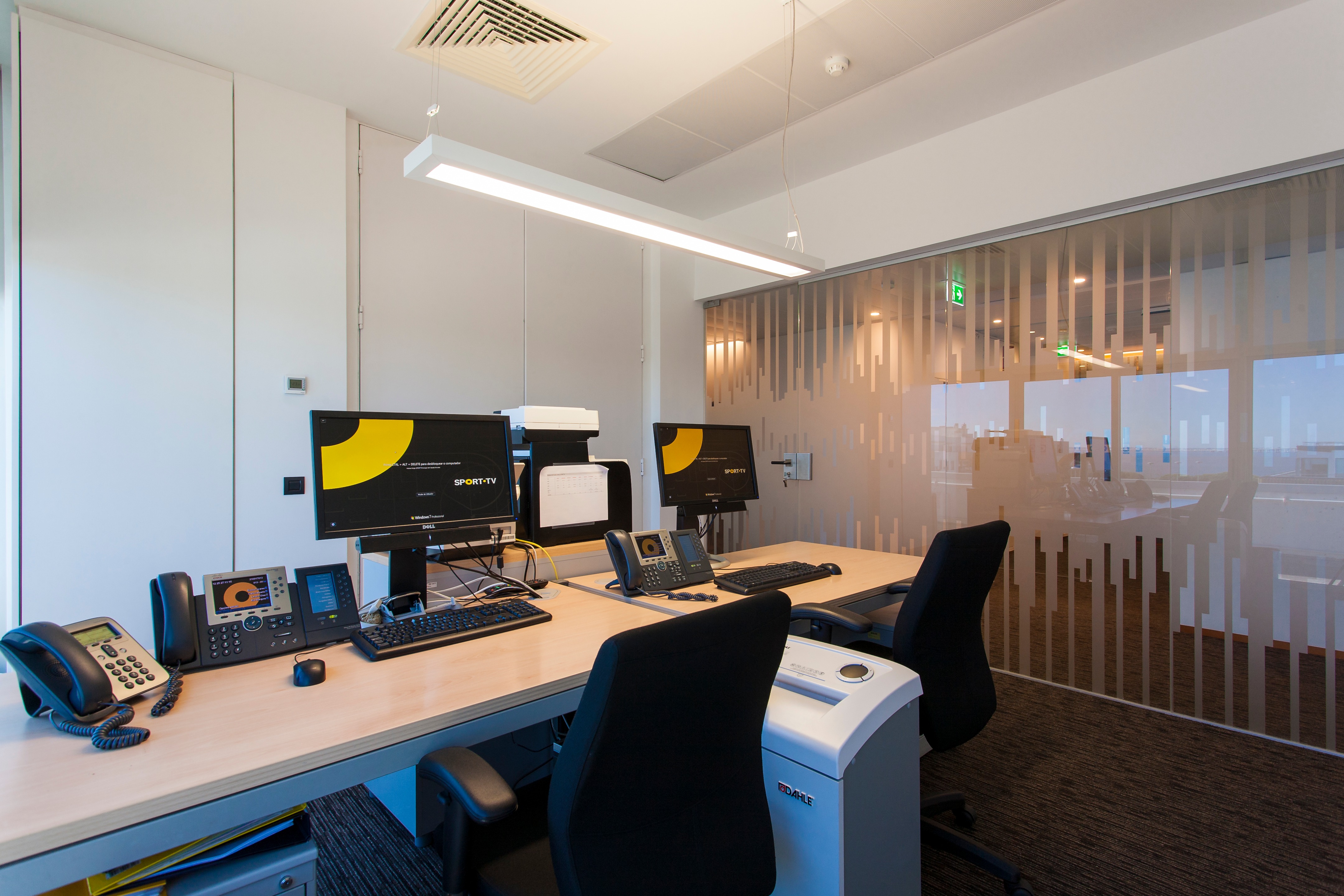 创新科技风，Sport TV 葡萄牙总部室内设计-4