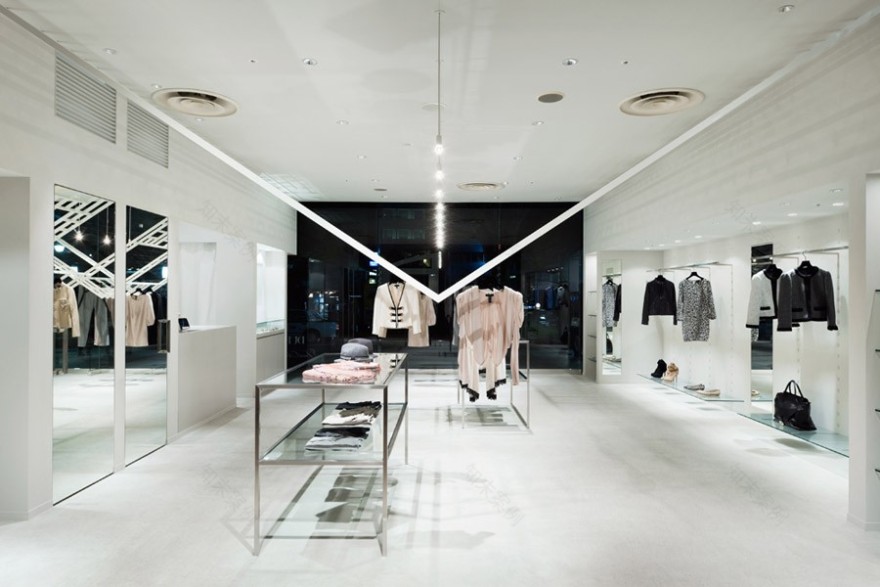 日本 LARA 品牌三店设计各异,年轻女性购物新体验-17