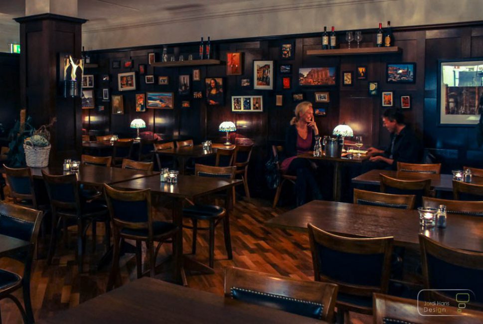 瑞典餐厅 La Locandiera 室内设计 | 打造温馨餐饮空间-1