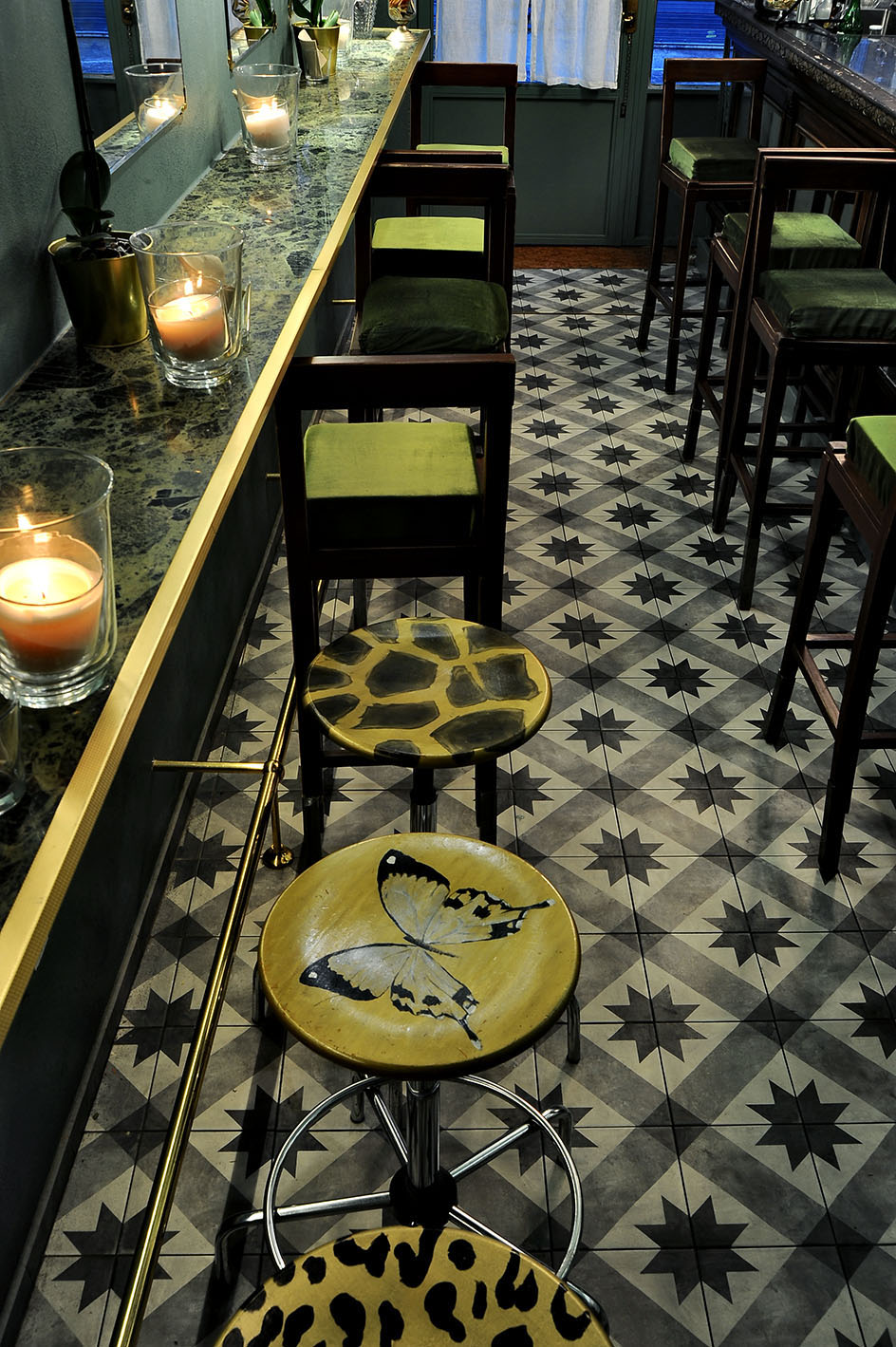 奇异鸡尾酒小屋 | 博洛尼亚中心的地中海风格-13