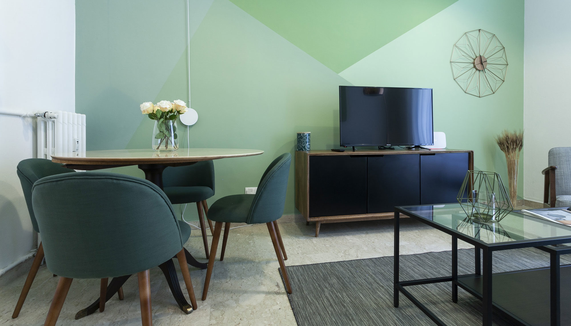 米兰旧公寓的时光穿梭之旅-3