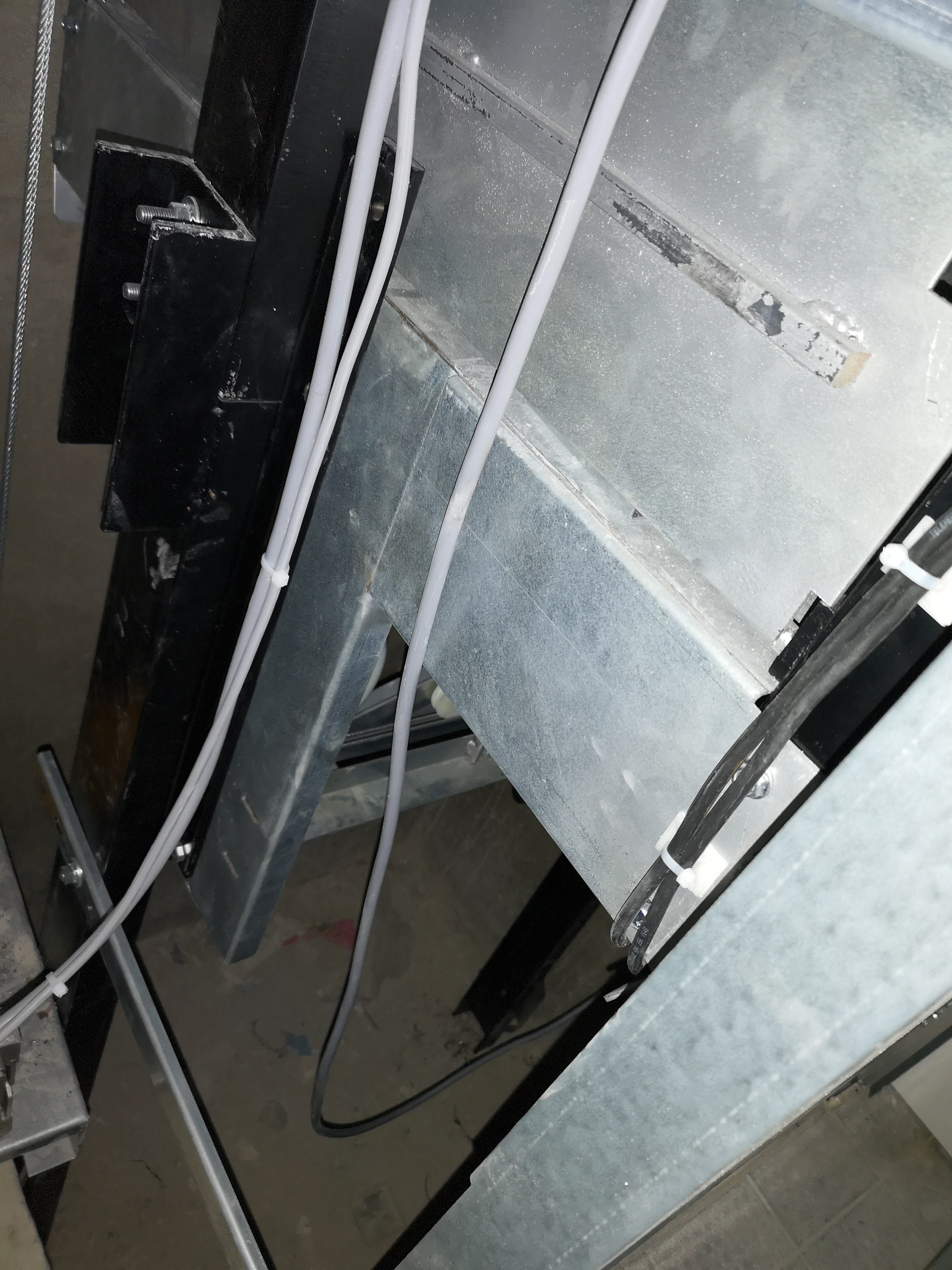 2018 年完工的 250 万欧元砖石餐厅设计-32