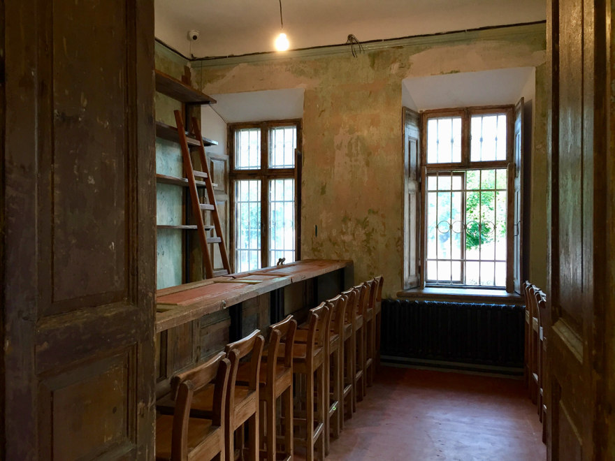 2018 年历史建筑改造的餐饮空间-10