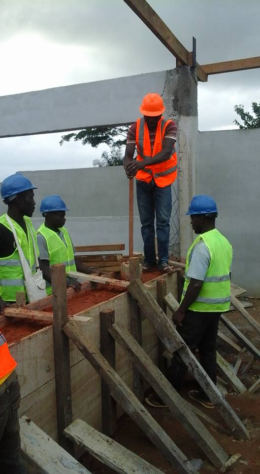 2016 年完成的土坯与木质结合的企业总部设计-14