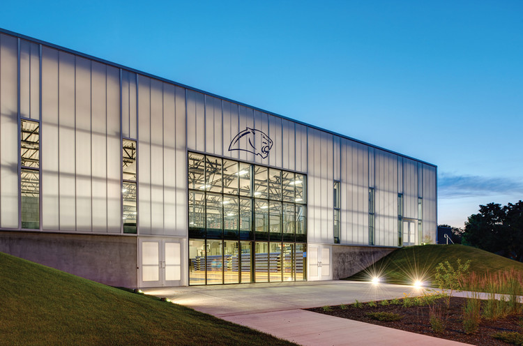 爱荷华州农村校园扩建，城市与乡村视觉对话-18