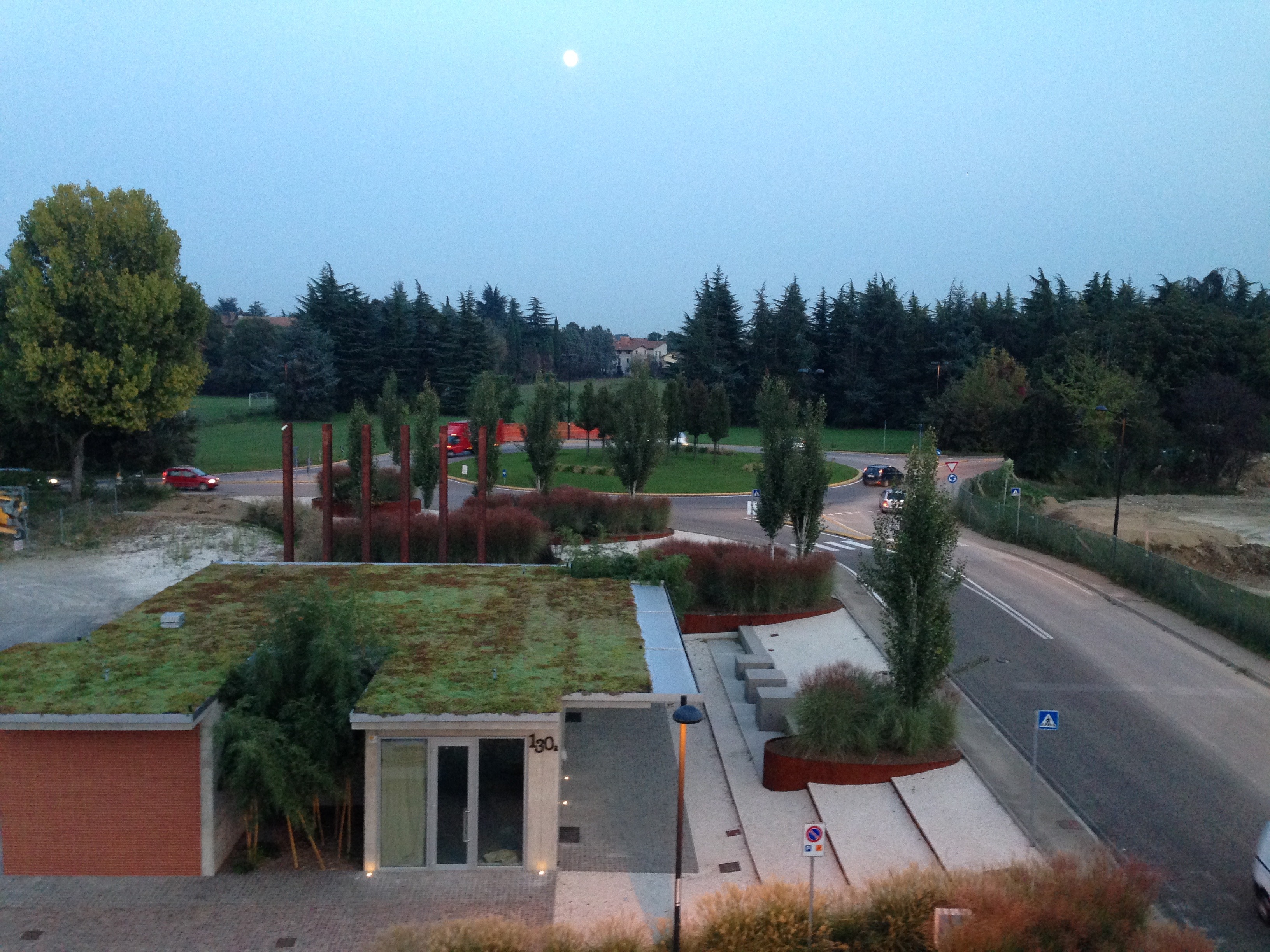 2015 年完成的 Palapa 项目，将工业遗址改造为时尚咖啡馆-53