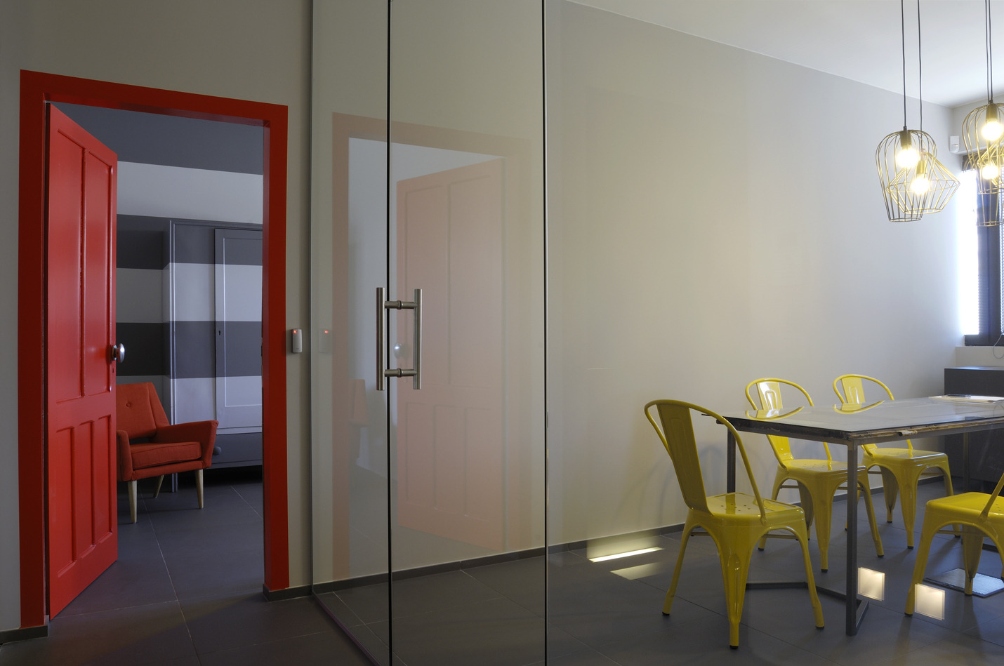 颠覆工业风，打造灵动办公空间-5