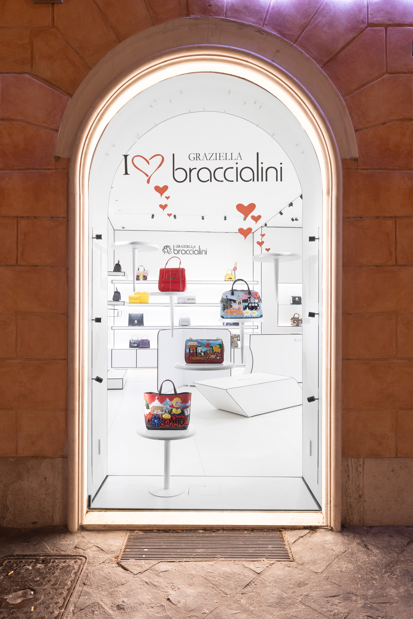 布拉恰利尼旗舰店-7