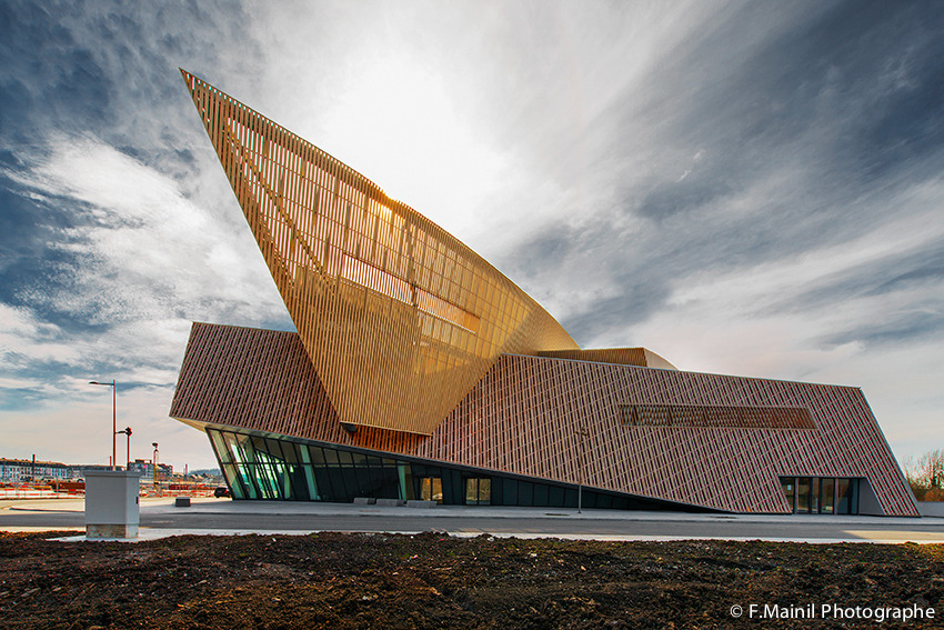 2015 年完成的比利时蒙斯市政府大楼室内设计-5