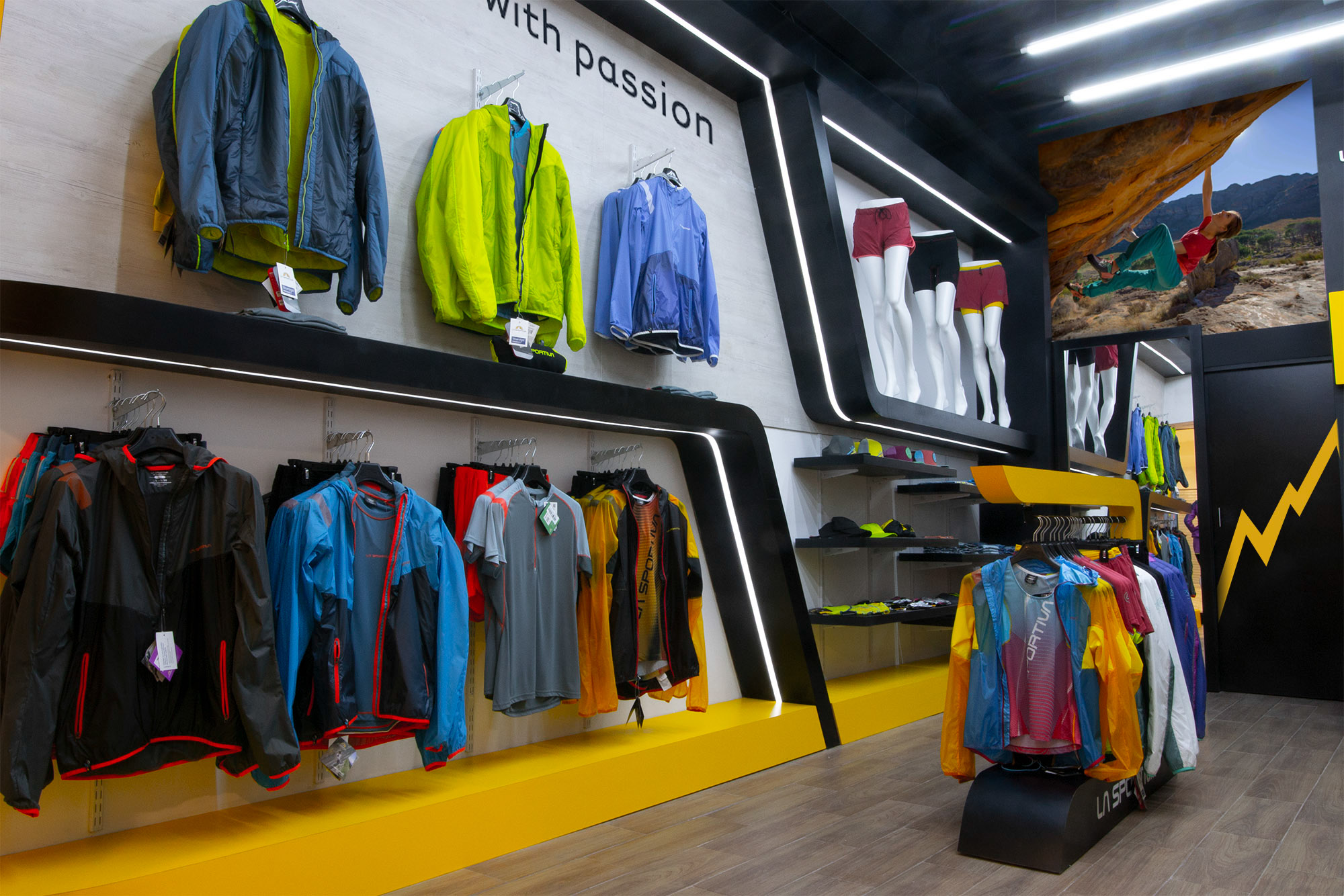 La Sportiva 亚洲首店-5