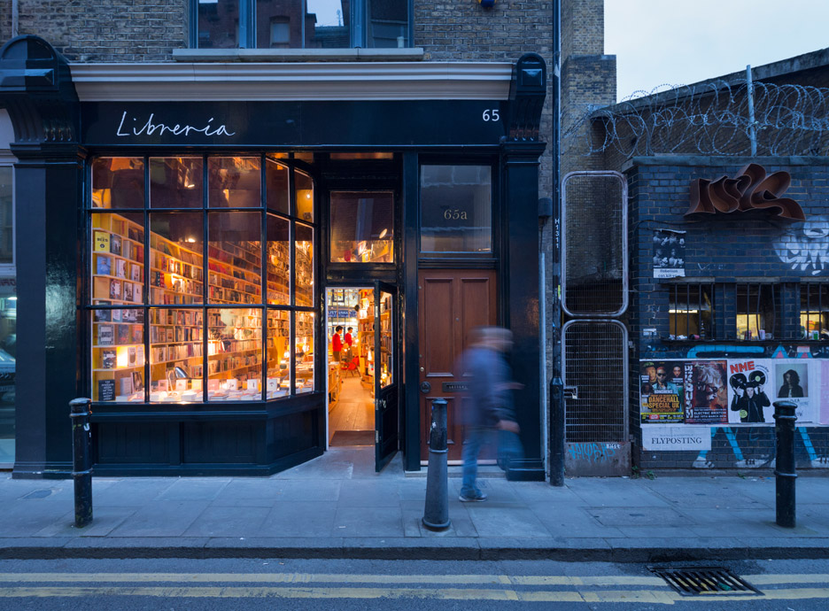 伦敦奇幻图书馆,纸质书的新生-24