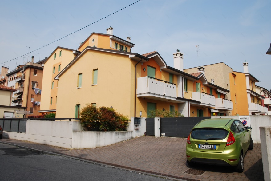 意大利工业建筑复兴公寓-11