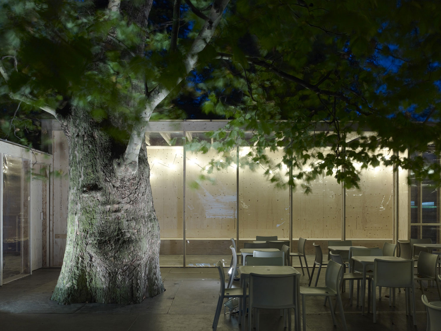 卡莫迪·格罗克 · 城市景观与建筑的互动-5