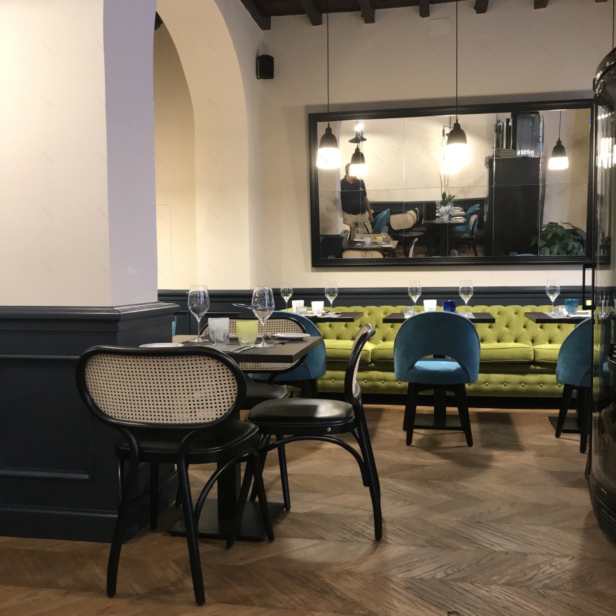 2019 年完成的意大利餐厅设计佳作-5