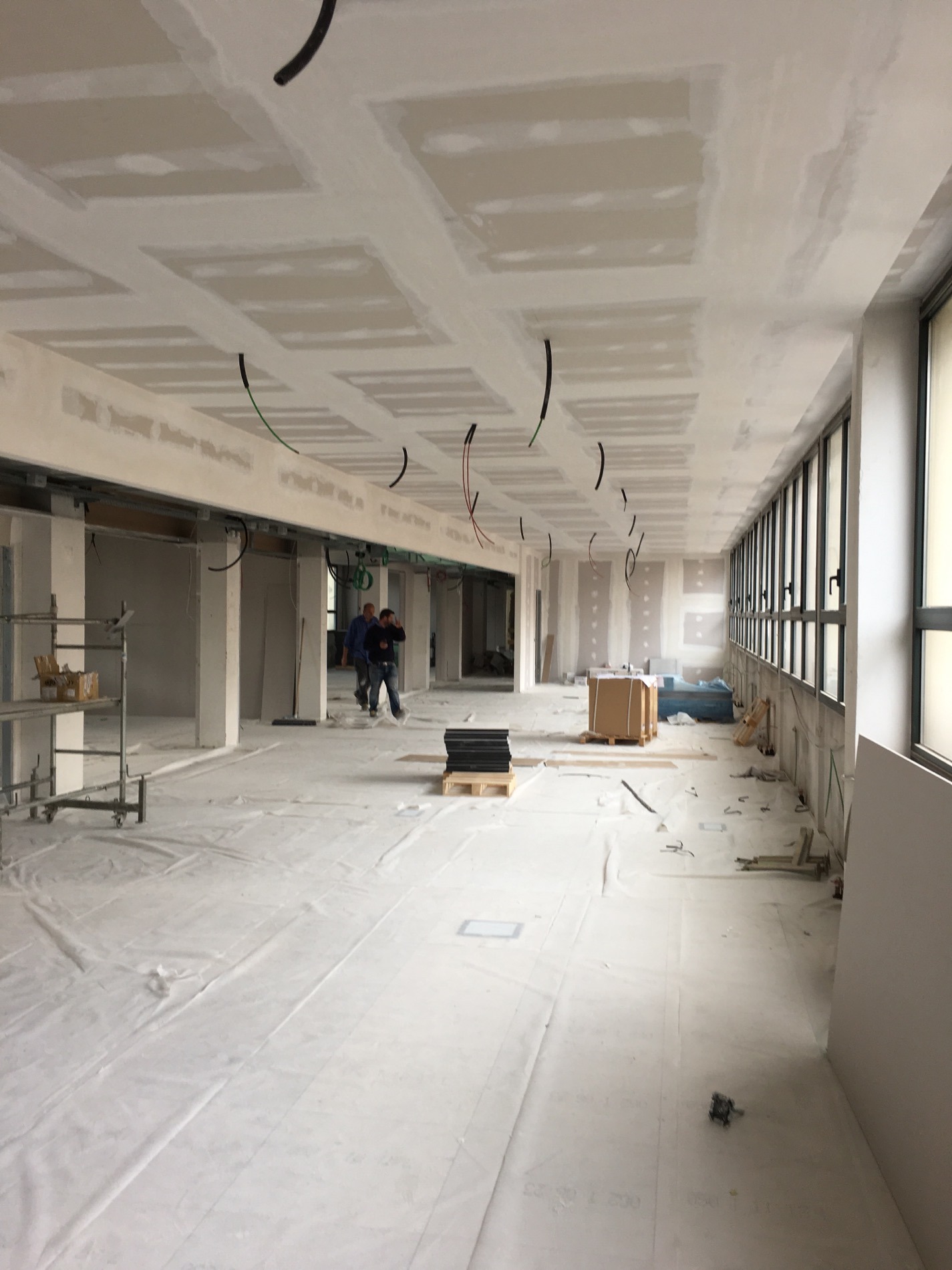 药企总部百年老建筑的现代改造-8