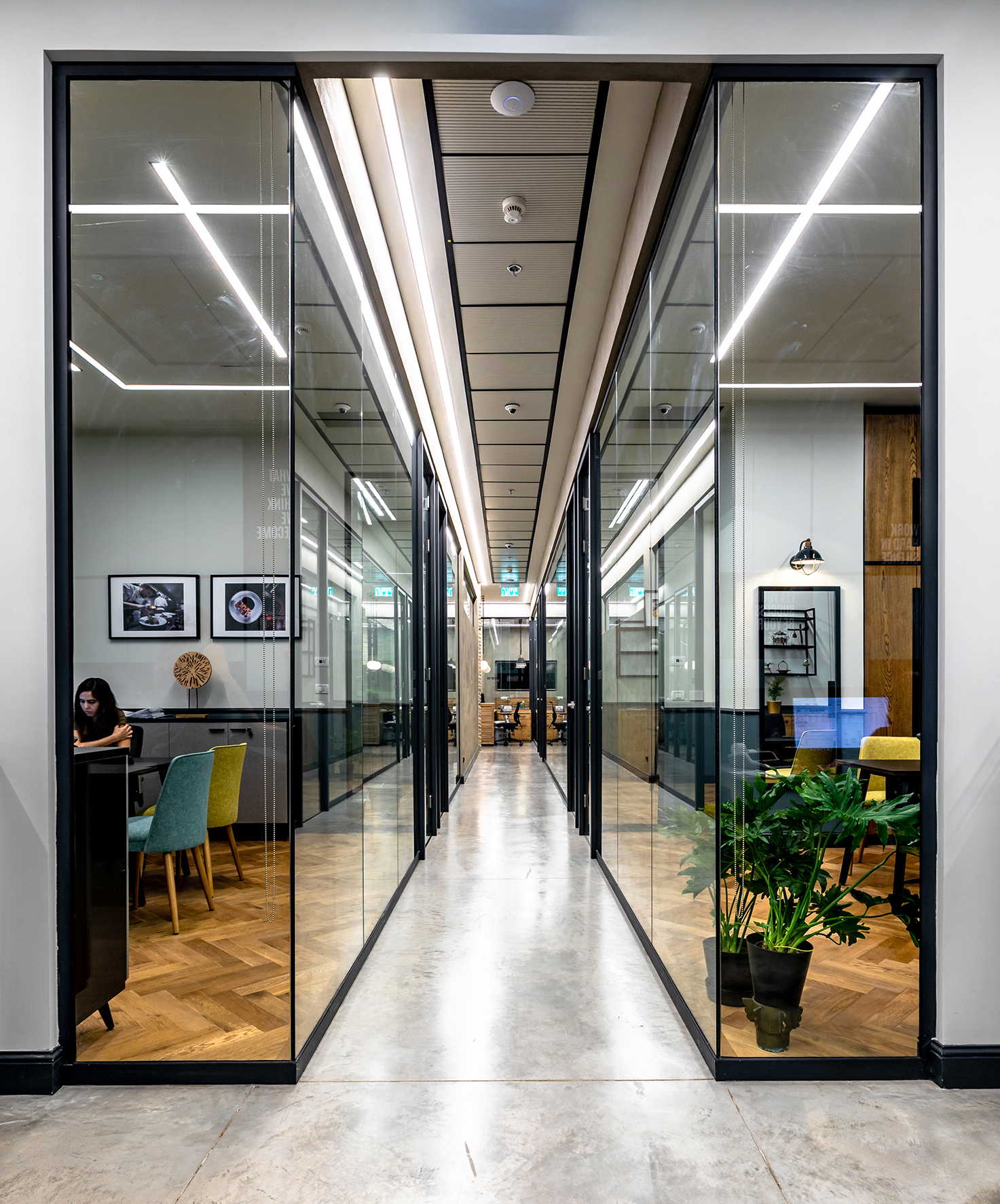 Sinta·Bar 集团总部-9