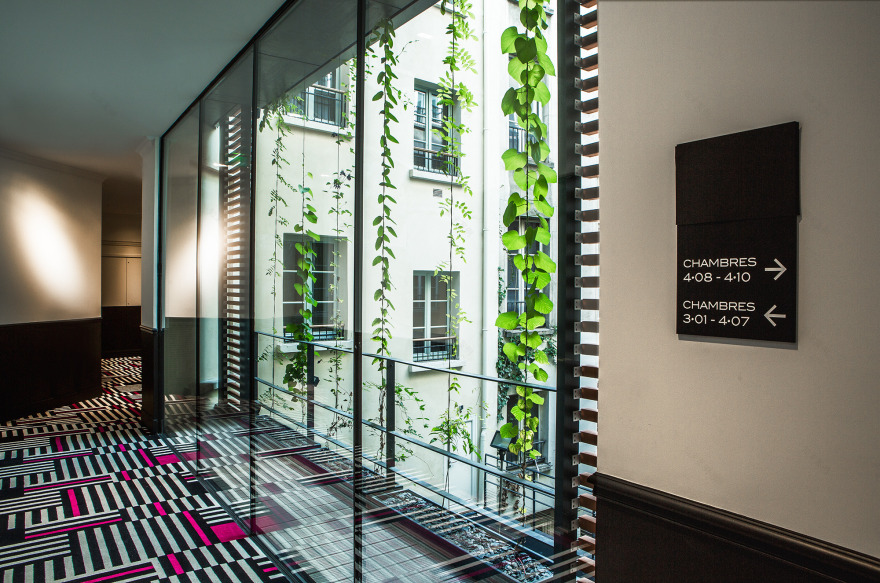 巴黎馥颂酒店 | 粉色与黑色演绎的法式浪漫-31