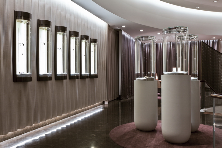 奢侈品世界的新标杆—— QELA-10