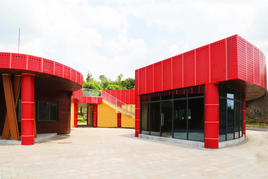 四川政府委托的 2017 年完工的公共休闲中心-13