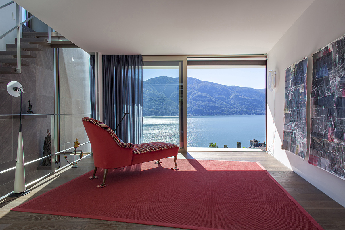 意大利马焦雷湖畔的翻新单家庭住宅-15