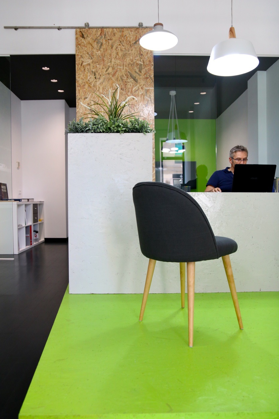 低成本改造办公空间，打造自然和谐的工作环境-6