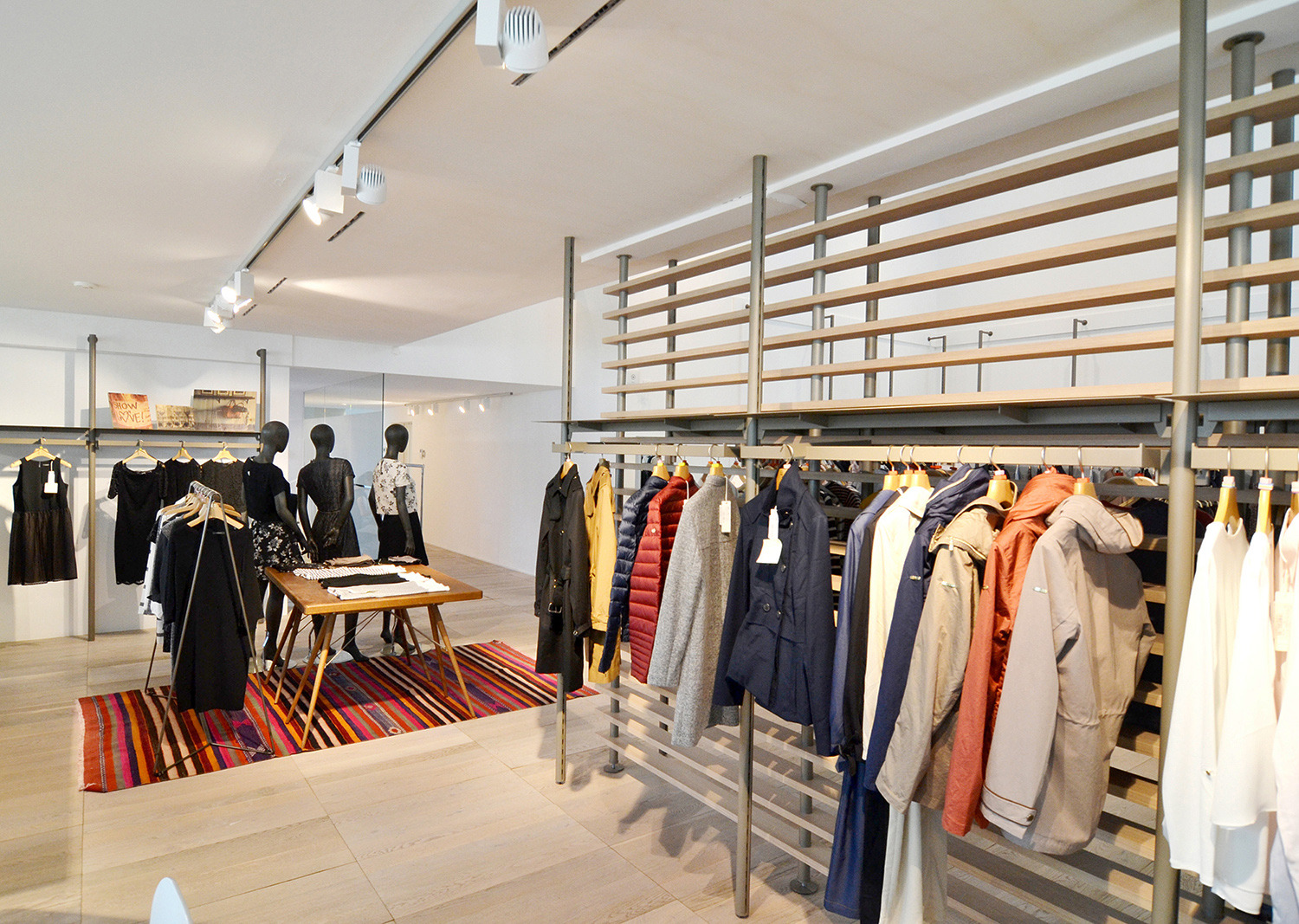 米兰 Navigli 区 2013 年完成的品牌展示空间设计-5