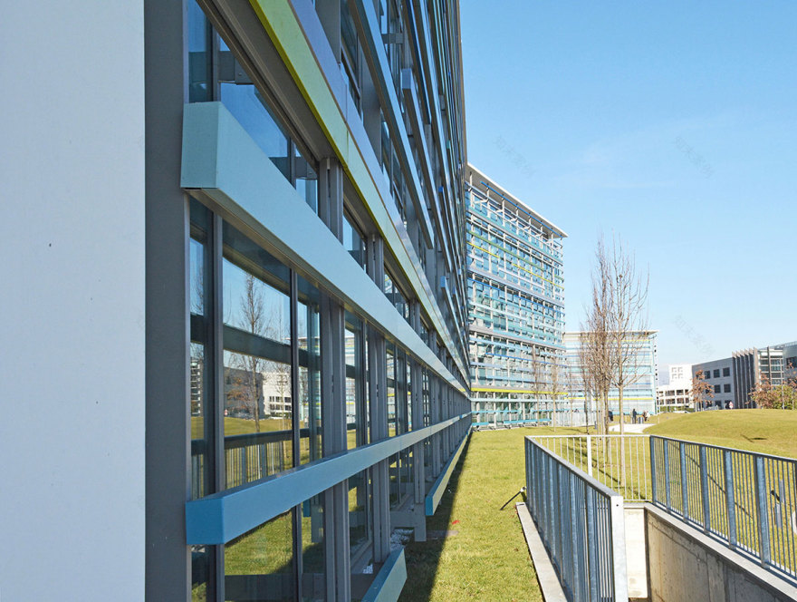 阿尔卡特朗讯米兰总部-14