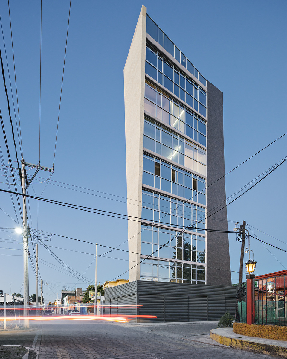 Ágata Tower | 寓于形的住宅创新-2