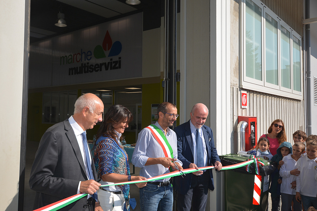 环保多功能中心打造-7