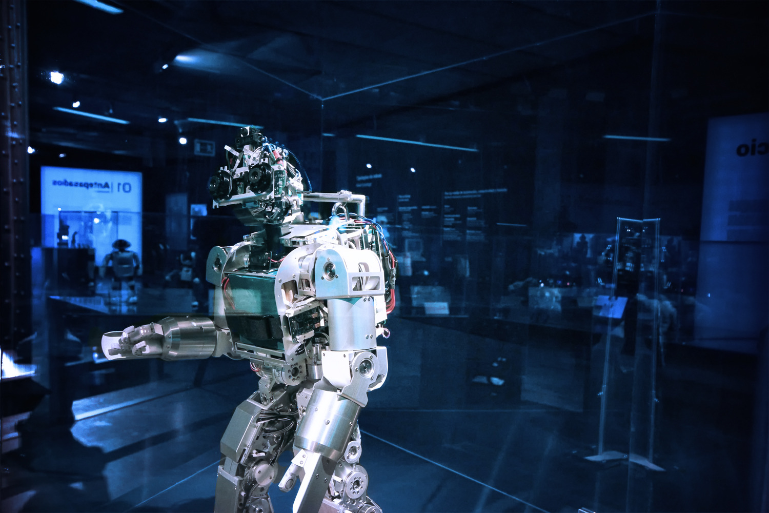 人机共融 · 机器人展览的室内设计解读-9