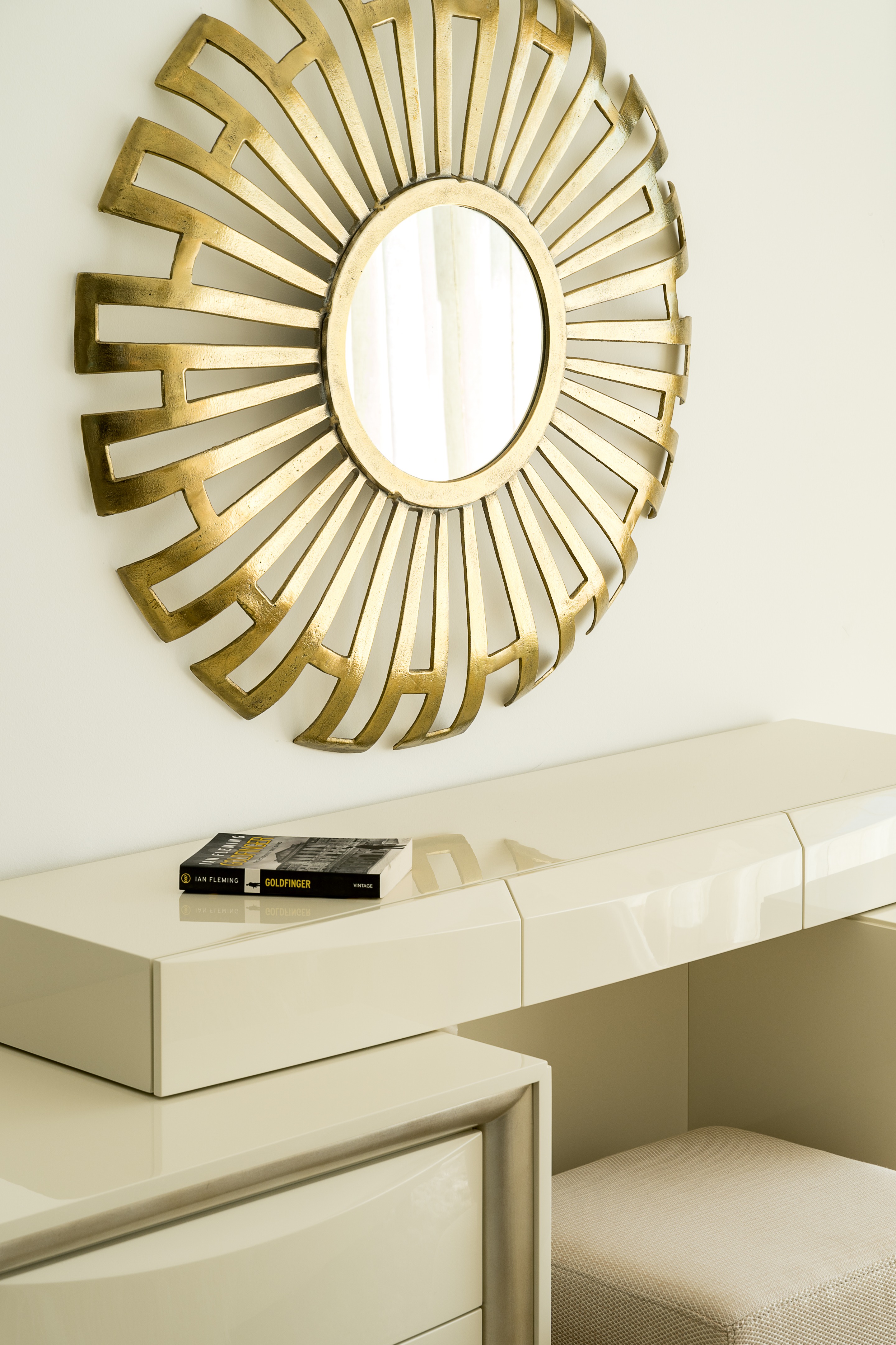 Simple Taste 团队打造的金色眼睛别墅室内设计-16