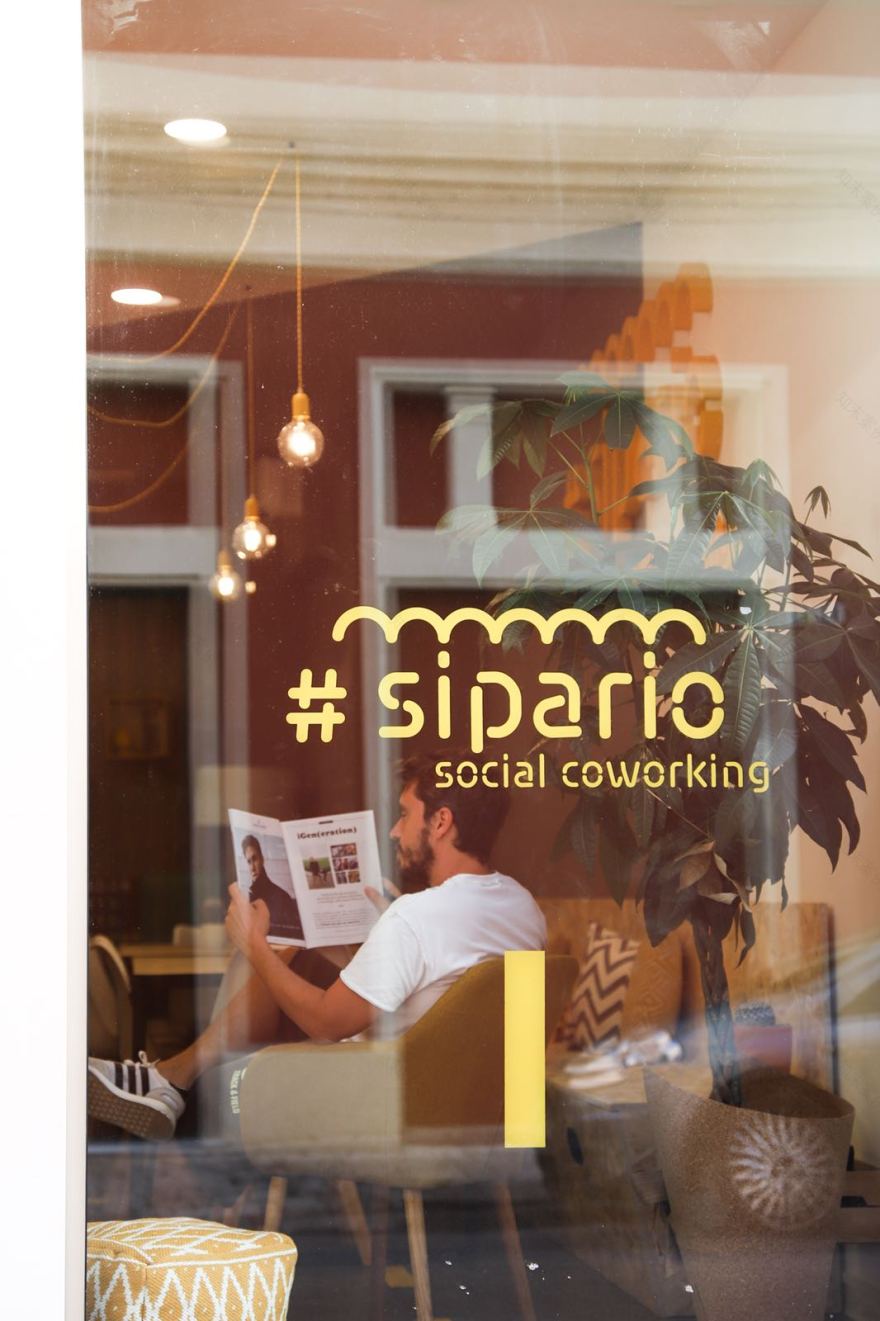 共享办公空间"Sipario"的室内设计魅力-9