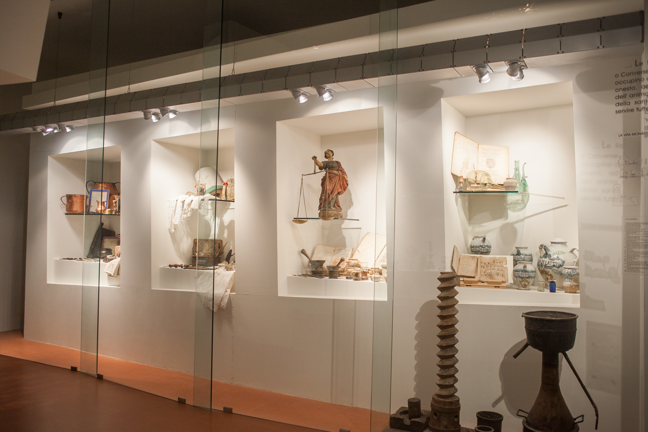 湖中古修道院的重生 · 圣菲利帕 mareri 博物馆-21