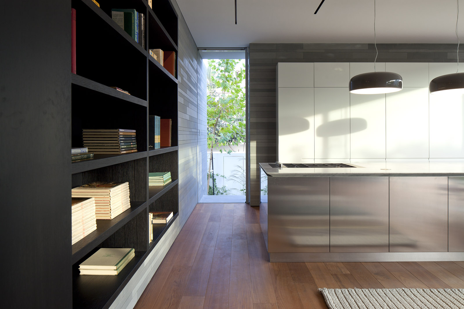 线性之家 | 利用石墙与木“Mashrabiya”打造四维空间-9