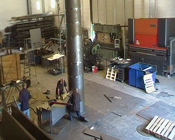 微软米兰新总部螺旋楼梯设计-30