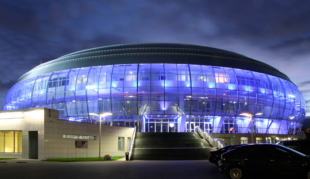 多样街头柱设计展现城市魅力-20