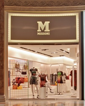 2013 年完成的 M Missoni Las Vegas 专卖店室内设计