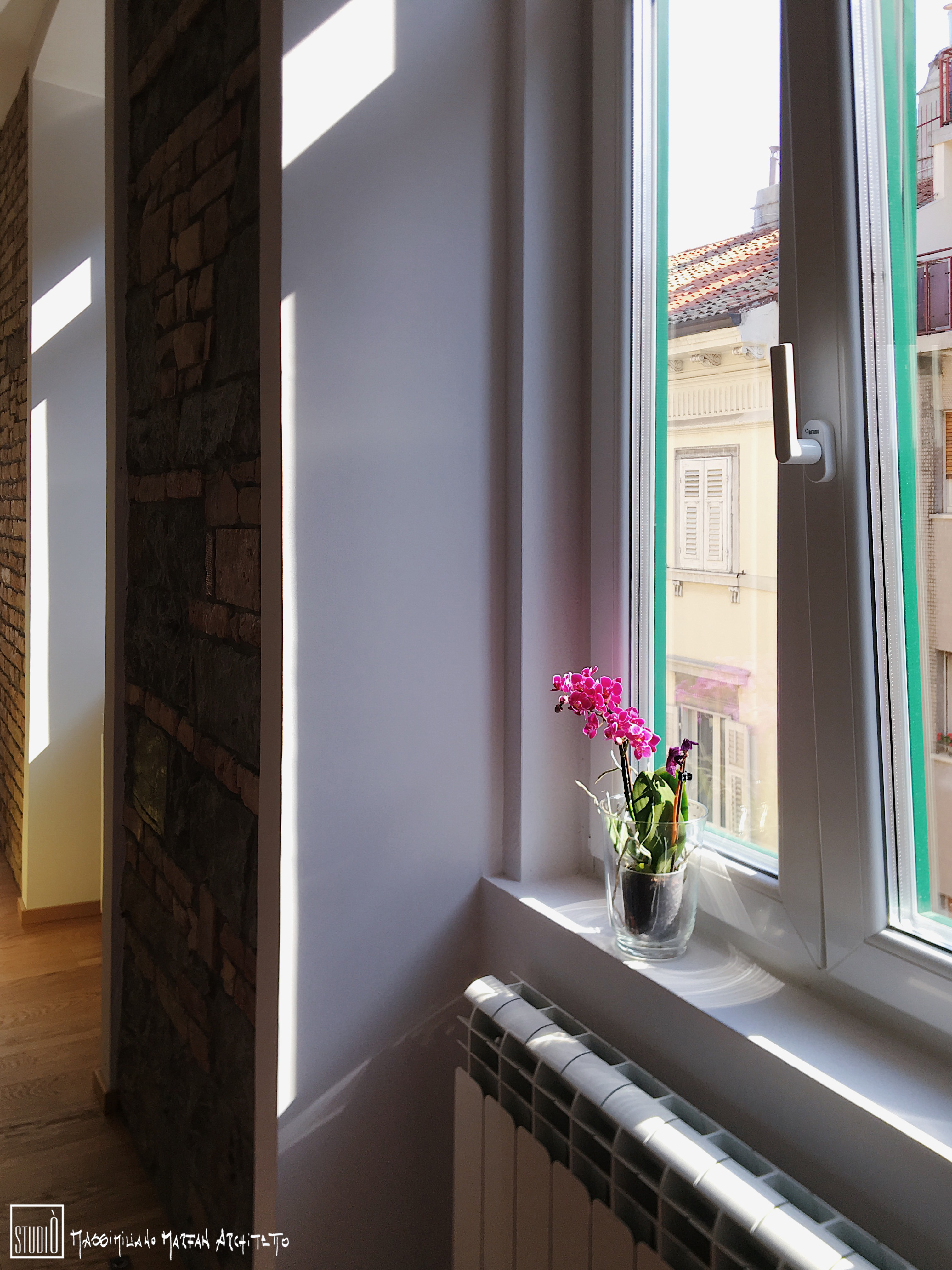 意大利 120 平米公寓全翻新，灯光设计成亮点-12