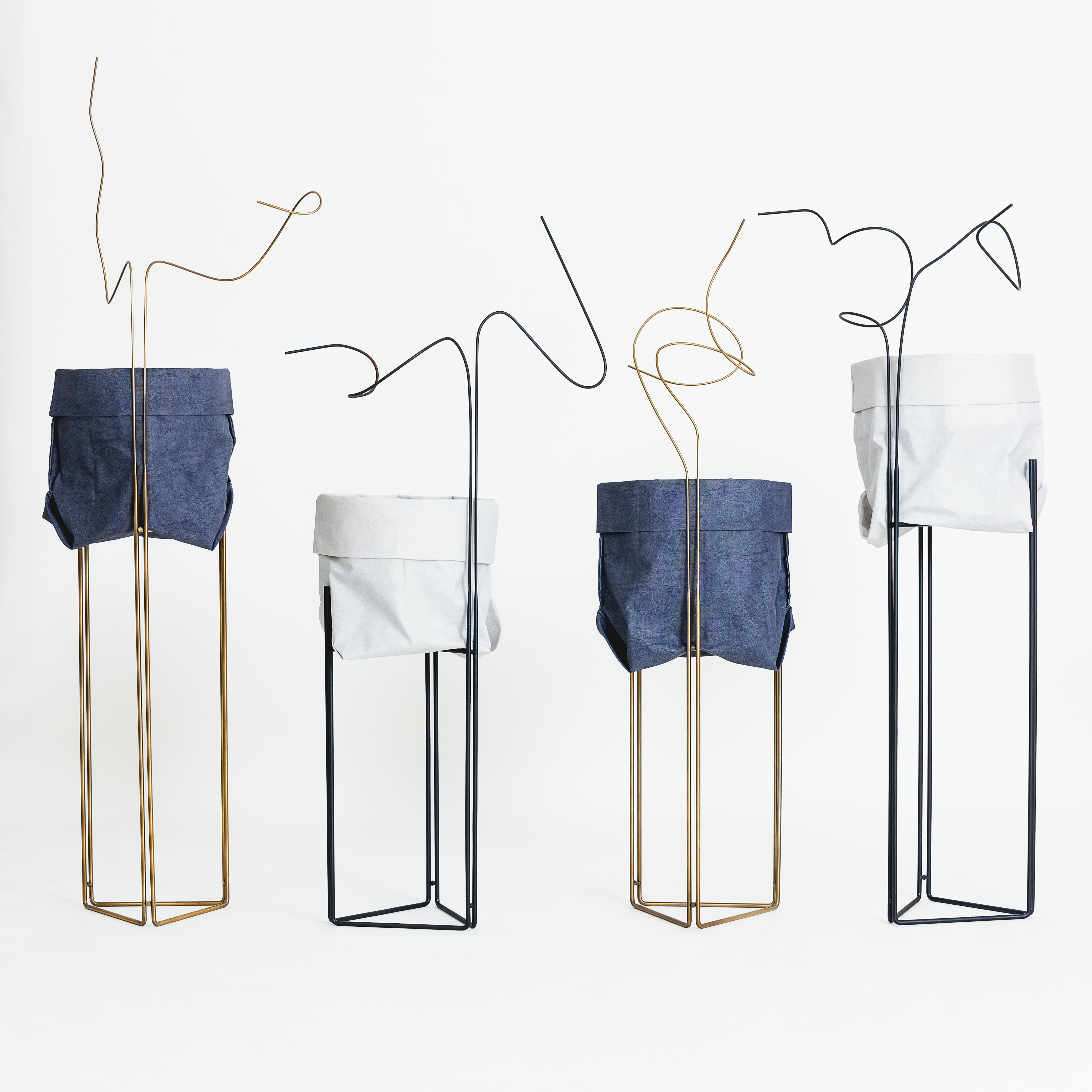 Linha 系列家具 | 灵活金属杆打造的多功能绿植与家居设计-23