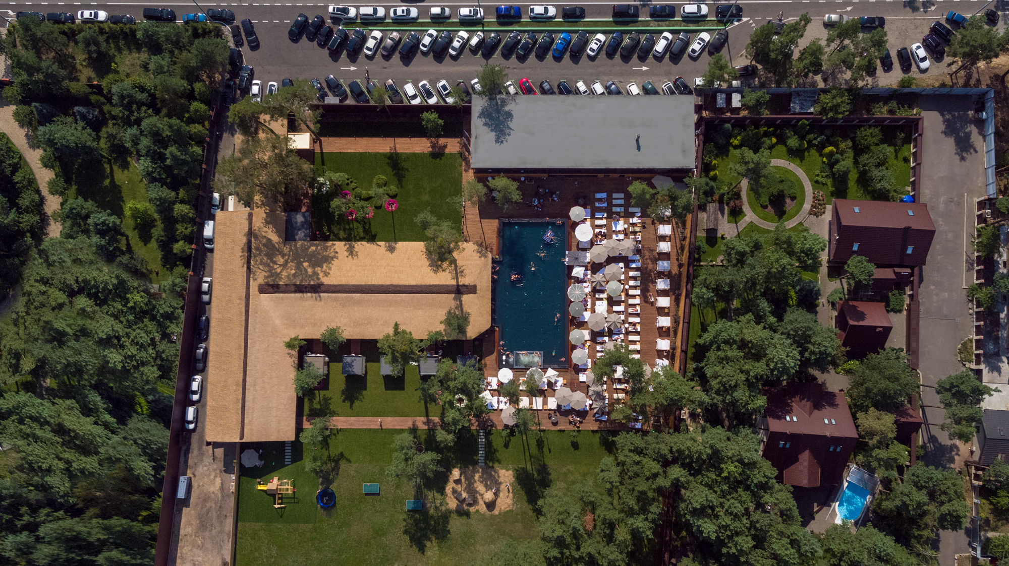 基辅附近的女王乡村俱乐部度假村,打造城市中的宁静绿洲-14