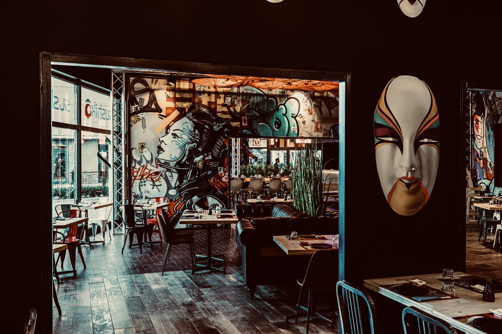 炫彩都市·日本动漫风餐厅设计-5