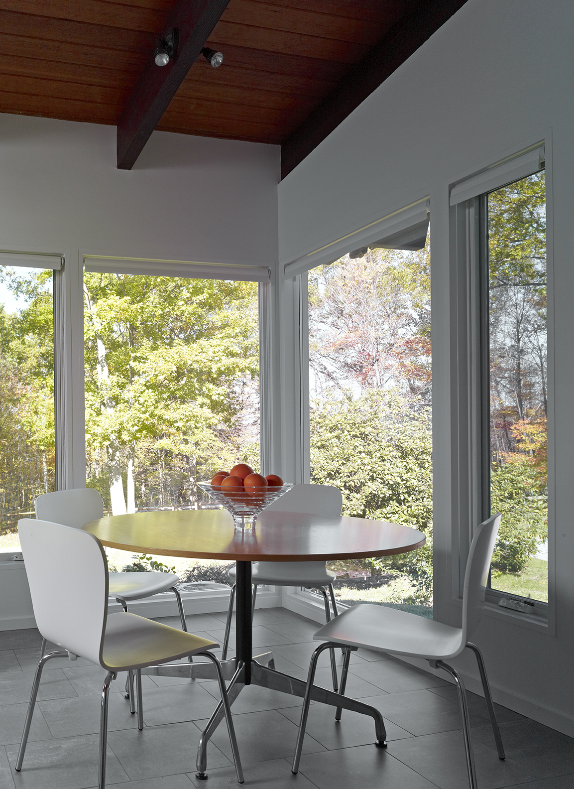 改造中世纪住宅，打造现代休闲天堂-17