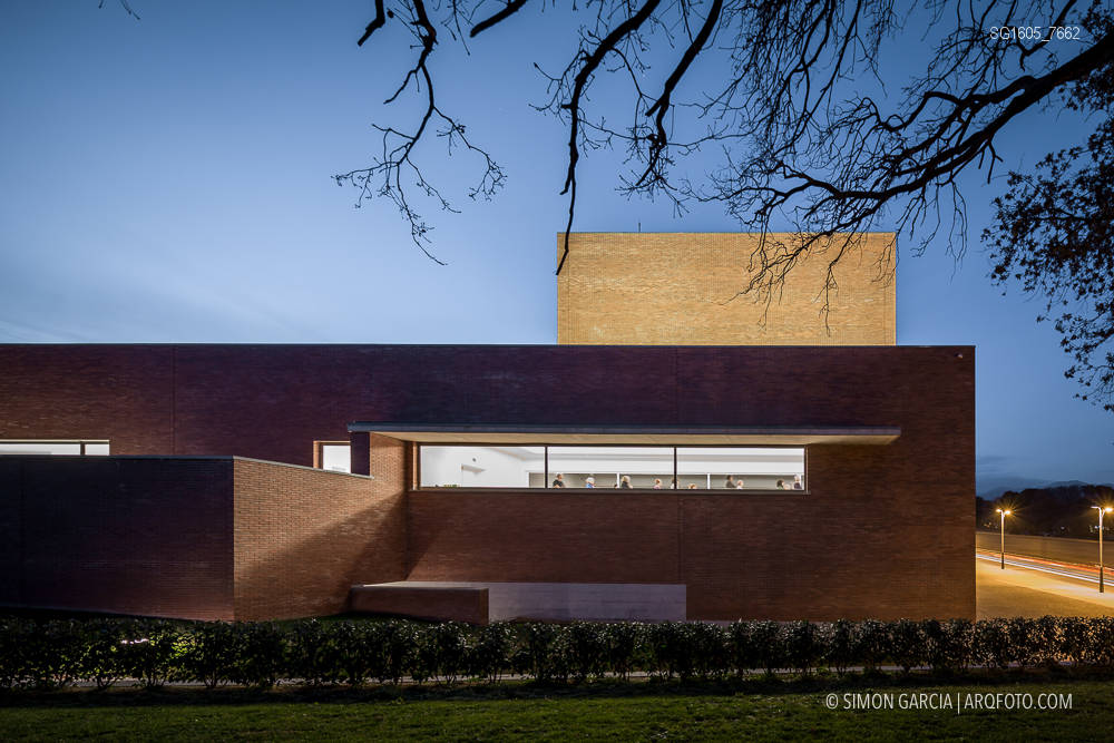 阿尔瓦罗·西扎的 Llinars 音乐厅-47