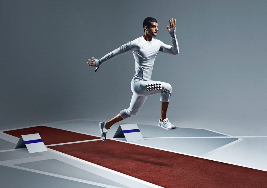 创新材料避孕套变运动装,助力跳远运动员-6