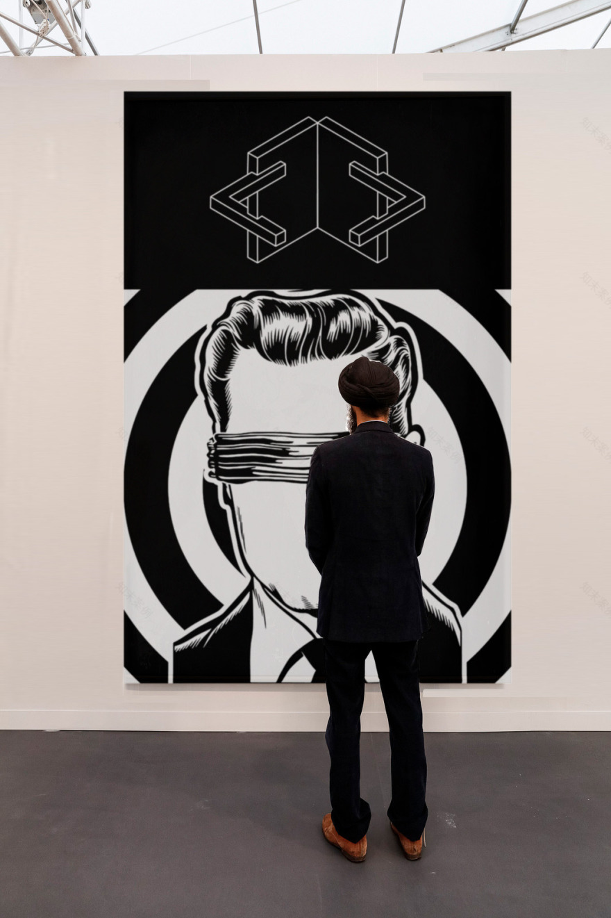 Apolo Arauz 抽象艺术装饰室内设计案例-10