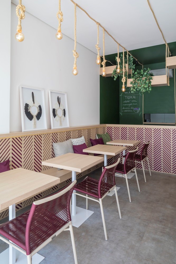 Traama Arquitetura · 混合轻木材的巴西轻餐厅-3