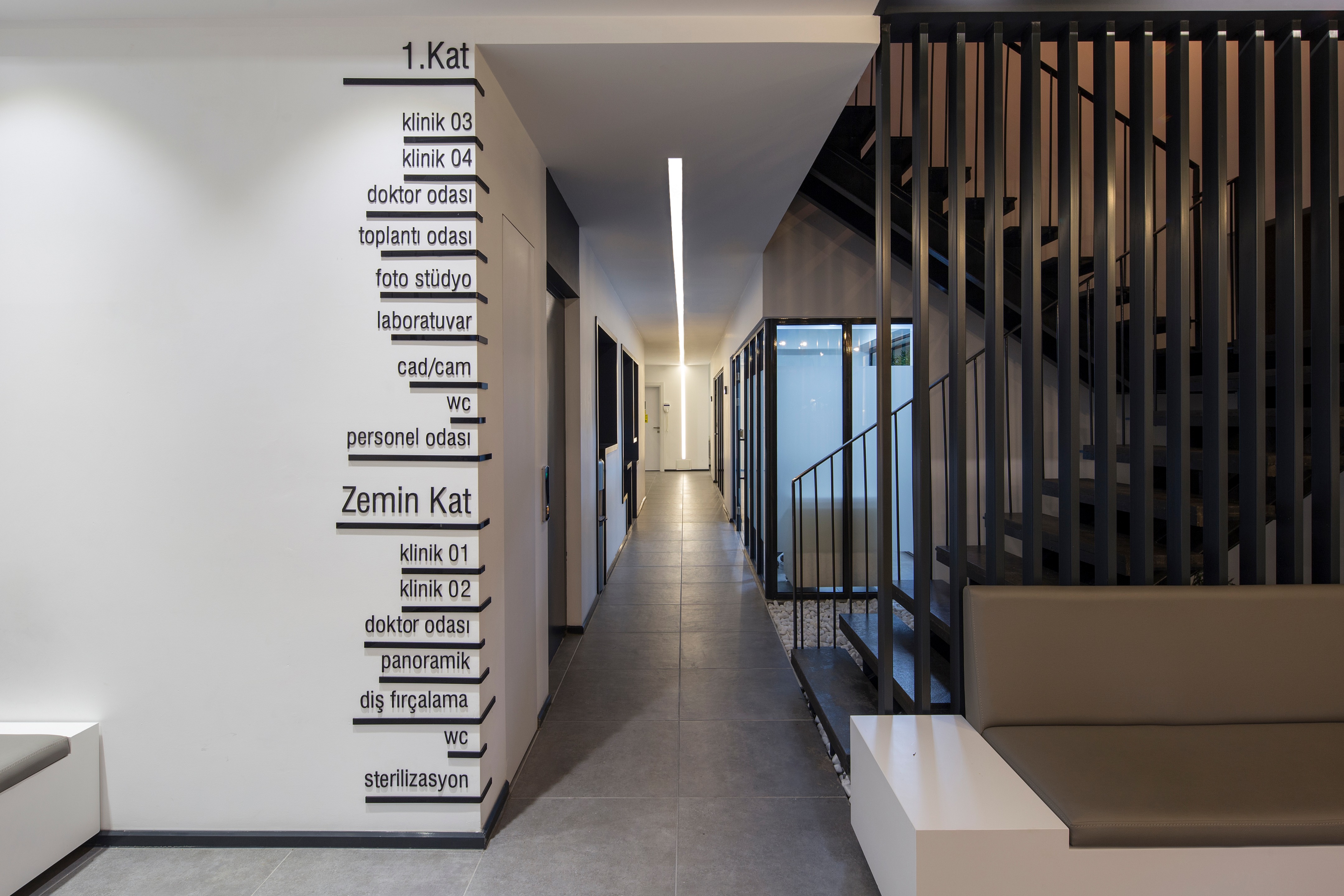 绿意盎然的人本诊所设计——土耳其微笑学院牙科诊所-5