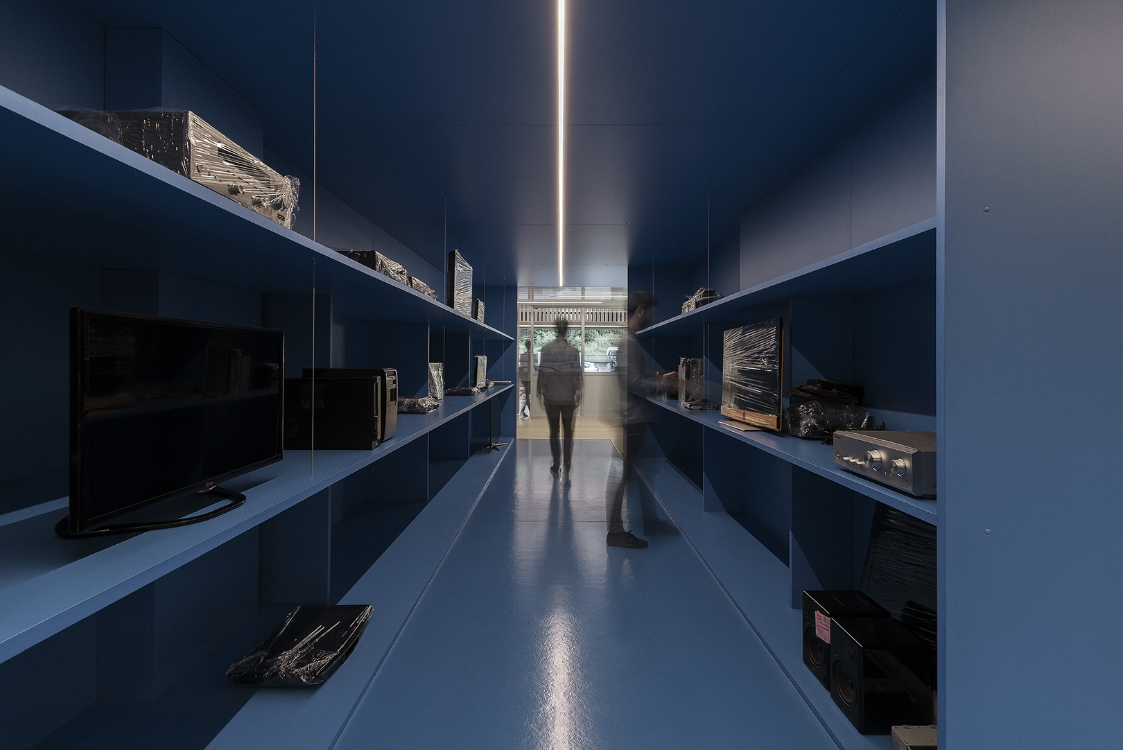 Unitec 维修中心·现代办公空间的巧妙设计-17