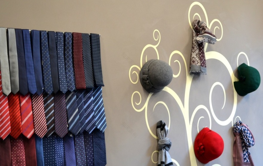 简约优雅的"La Cravatta"商店设计-8