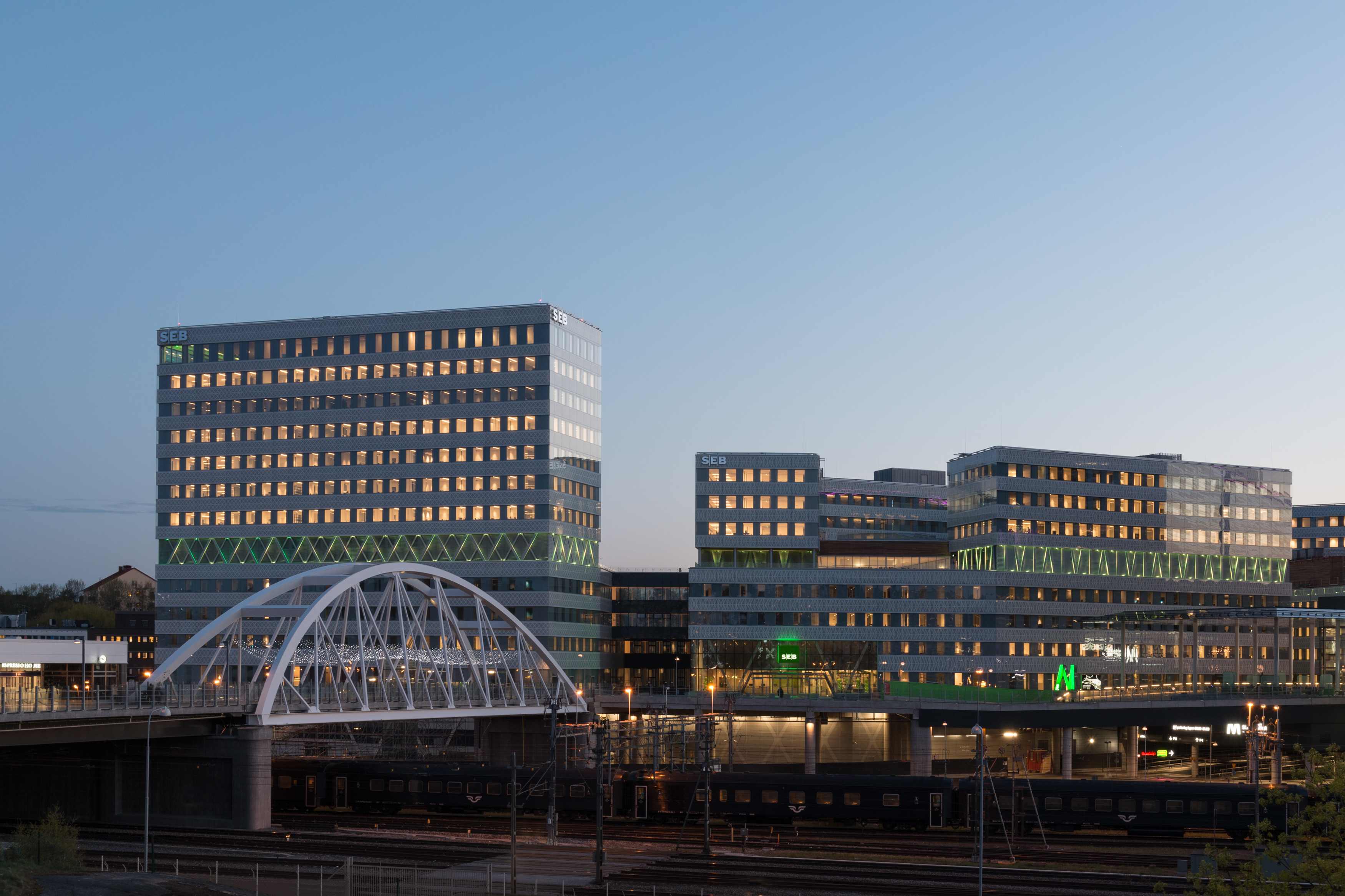 SEB 银行总部办公室照明设计-8